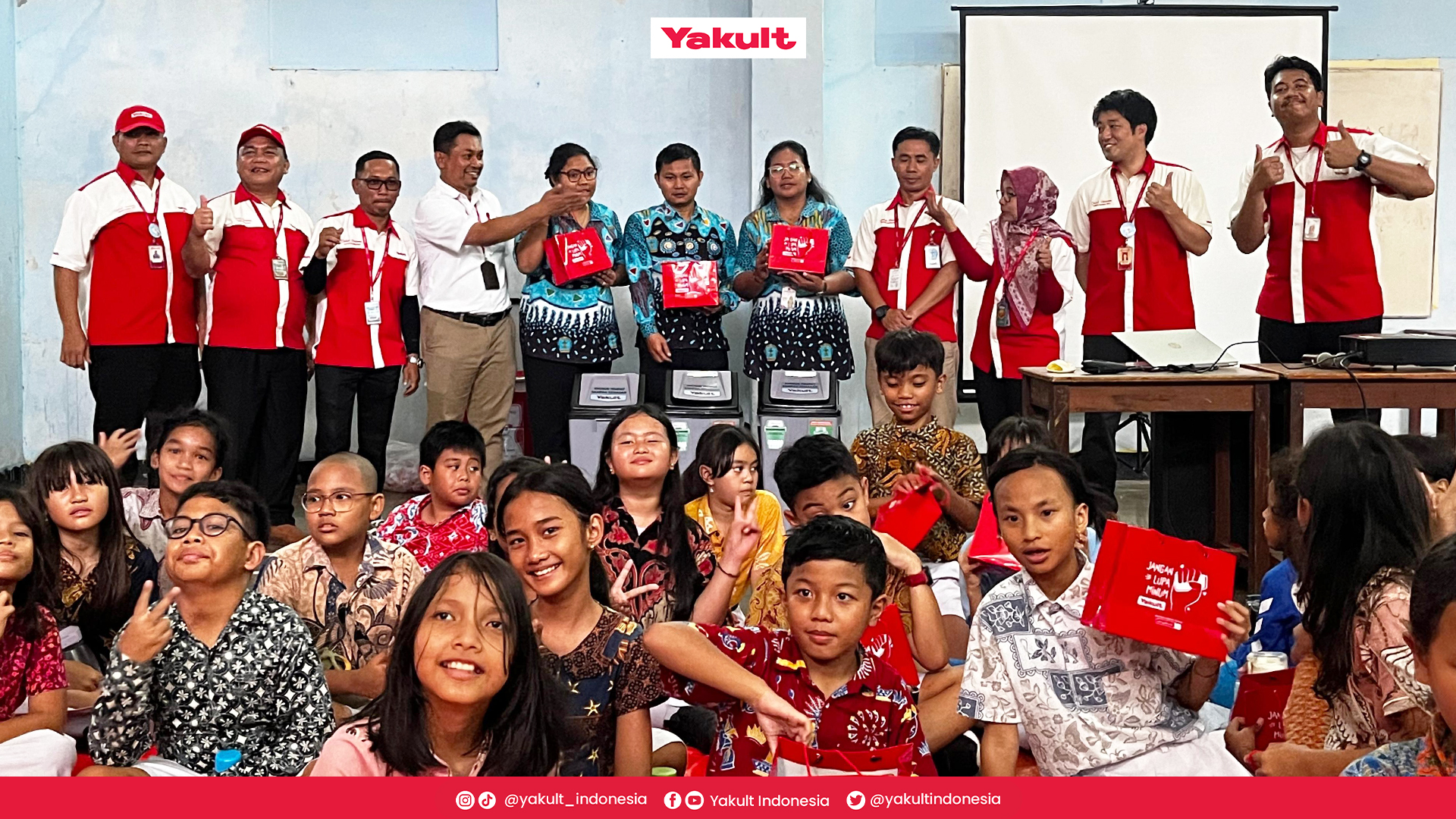 Yakult Indonesia Resmikan Taman Bermain Anak di Padang